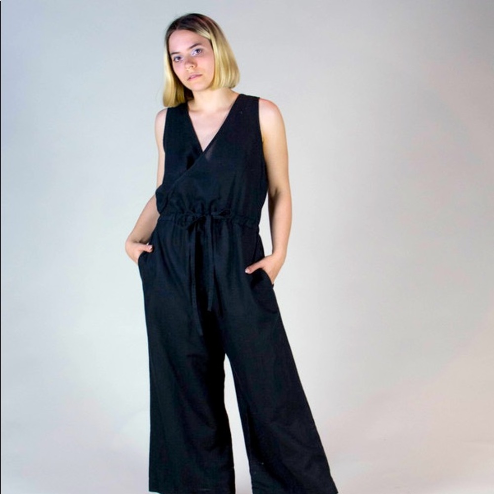 Esby Allison Jumper - Black